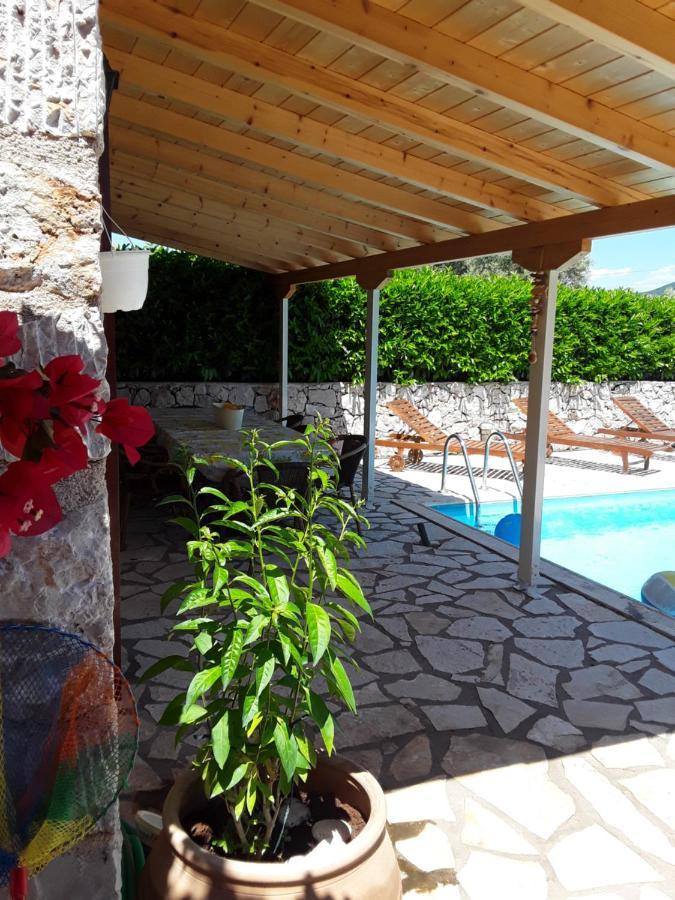 Dioni Villa Сивота Екстериор снимка