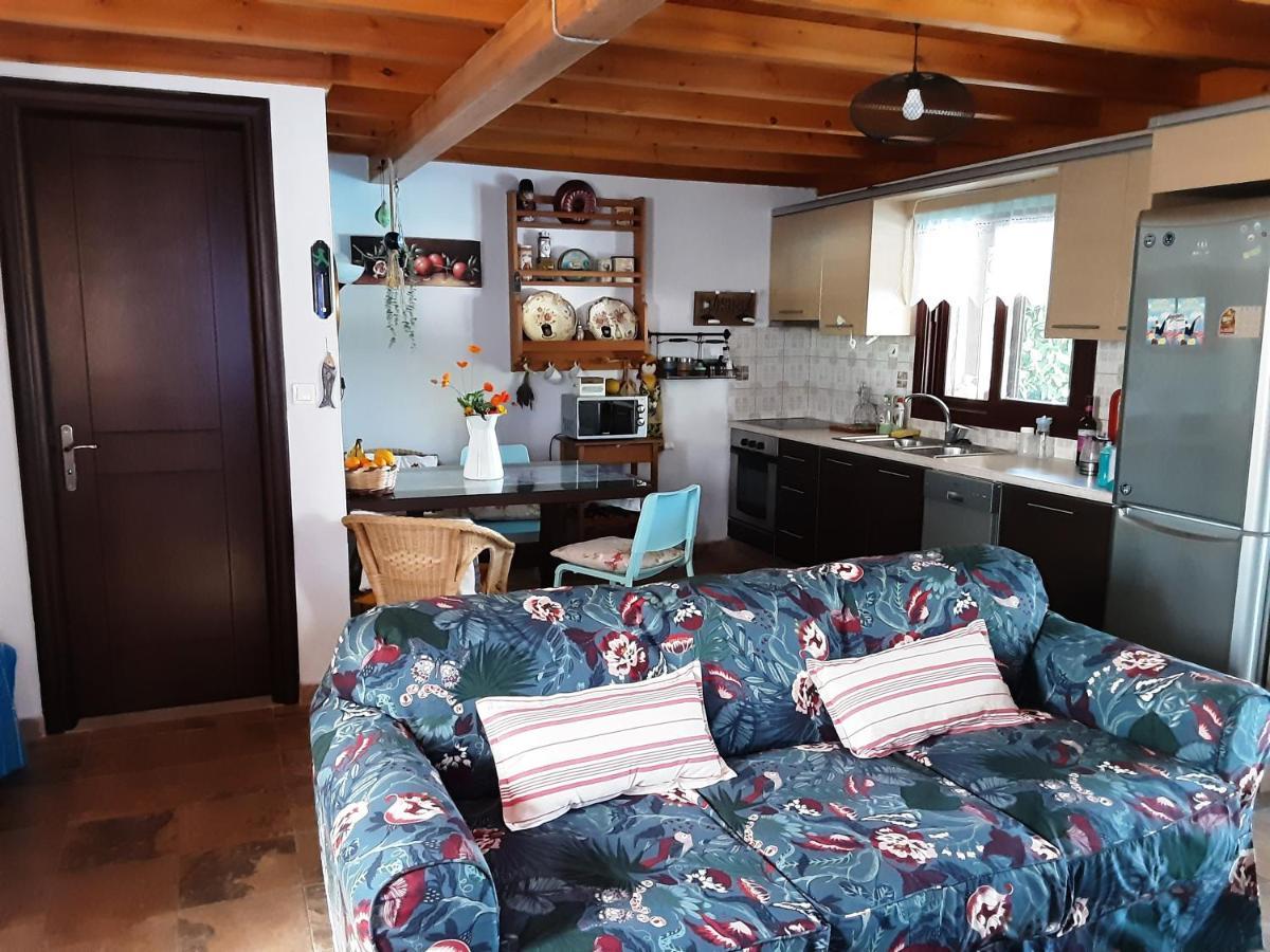 Dioni Villa Сивота Екстериор снимка