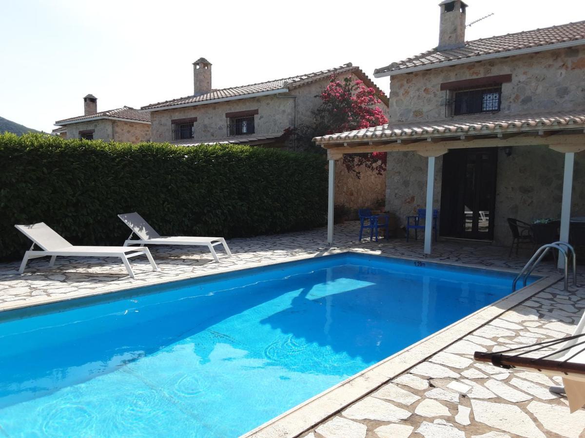 Dioni Villa Сивота Екстериор снимка