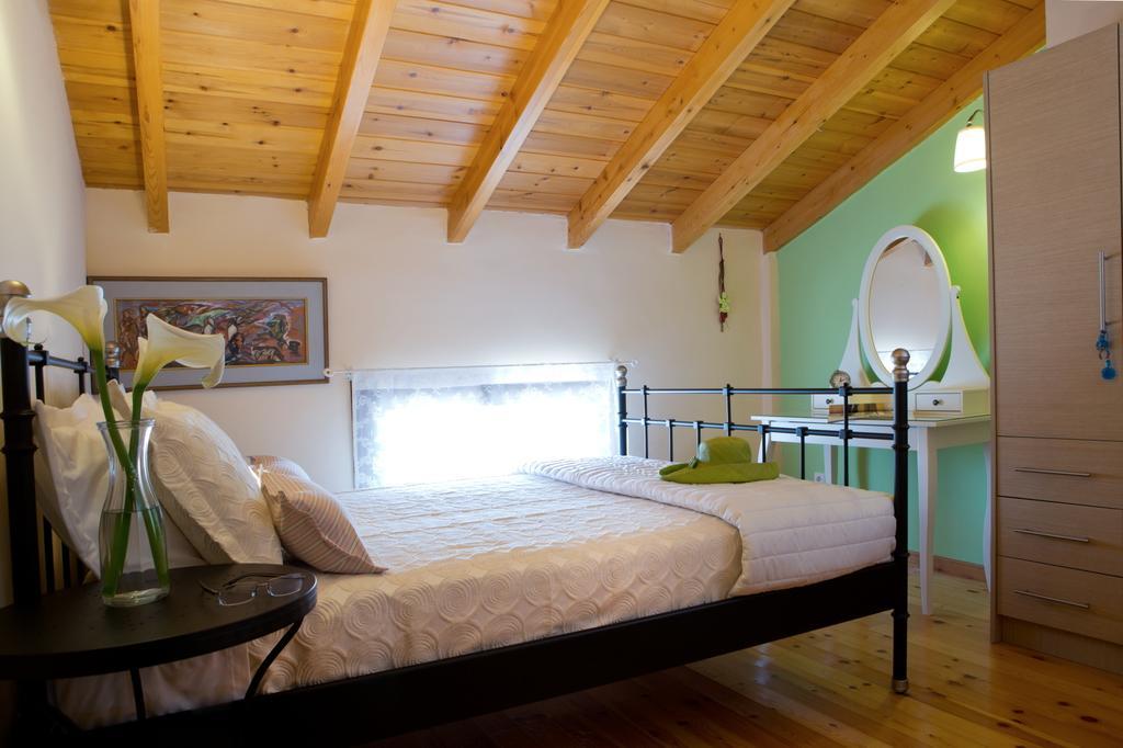 Dioni Villa Сивота Стая снимка